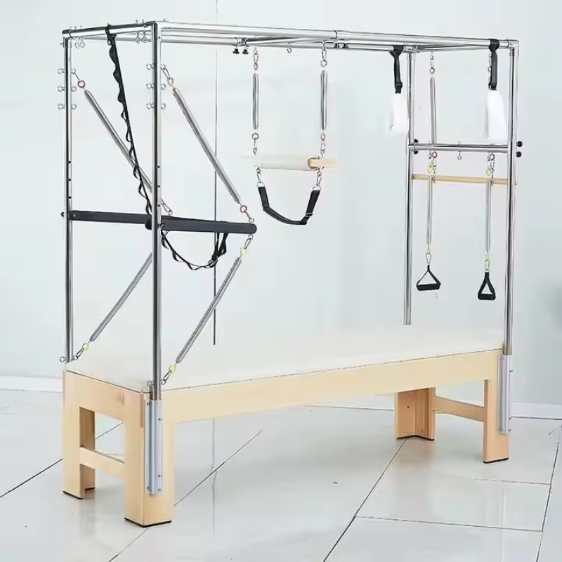 Pilates & Yoga Unleashed Studio - Machine de Pilates Reformer pour l'entraînement