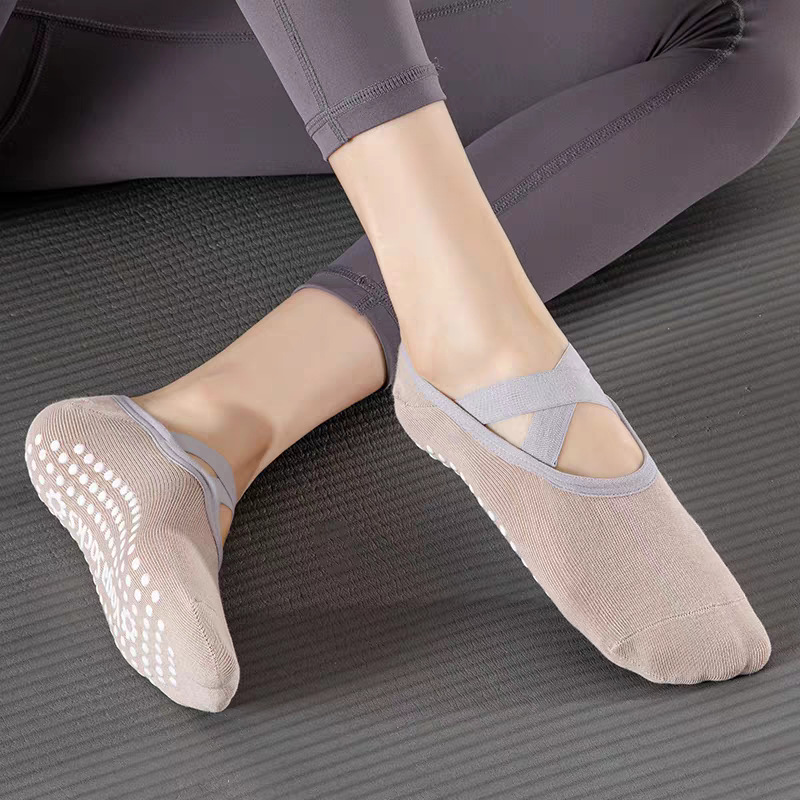 Chaussettes de yoga profession - Pilates & Yoga Unleashed Studio avis et prix